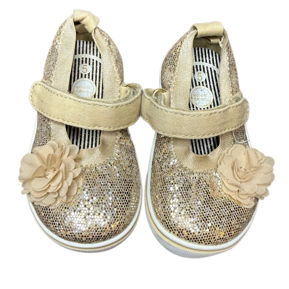Gold Glitter Kids Shoes with Floral Accent by Wonder Nation-Size 5